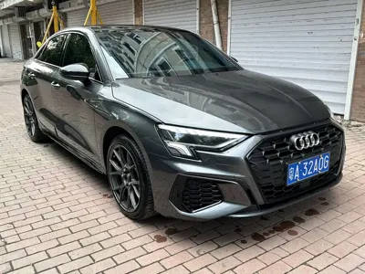 Audi A3 2023, 11000 км, за 24837.66 USD