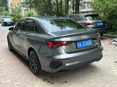 Audi A3 2023, 11000 км, за 24837.66 USD
