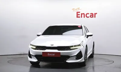 Kia K5 2021, 43707 км, за 14476.48 USD