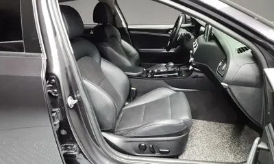 Kia Stinger 2018, 42960 км, за 11694.75 USD - фото 11