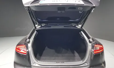 Kia Stinger 2018, 42960 км, за 11694.75 USD - фото 20