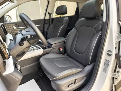Hyundai ix35 2025, 9100 км, за 14056.4 USD - фото 9