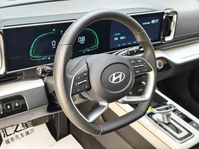 Hyundai ix35 2025, 9100 км, за 14056.4 USD - фото 13