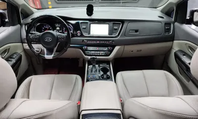 Kia Canival 2016, 130127 км, за 7615.89 USD - фото 7