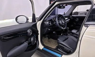 MINI Cooper 2017, 30497 км, за 9184.01 USD - фото 10