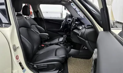 MINI Cooper 2017, 30497 км, за 9184.01 USD - фото 11