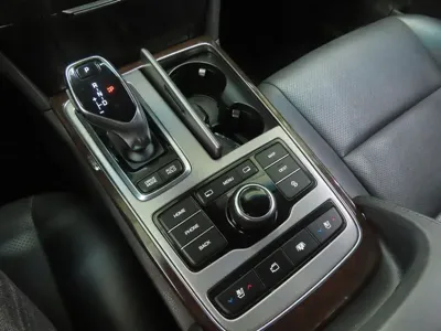 Hyundai Equus 2014, 85321 км, за 9780.75 USD - фото 12