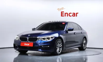 BMW 5-Series · 2017 год