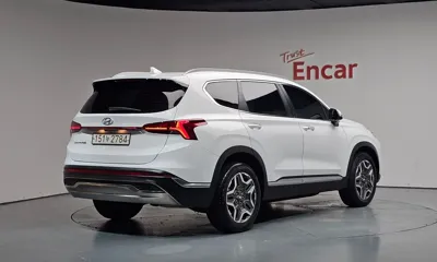 Hyundai Santafe 2022, 68277 км, за 17120.58 USD
