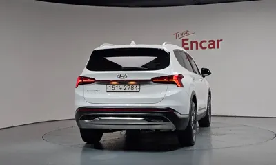 Hyundai Santafe 2022, 68277 км, за 17120.58 USD