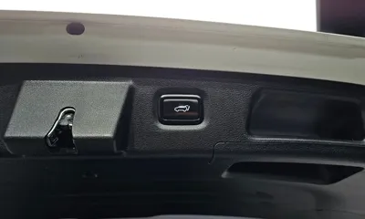 Hyundai Santafe 2022, 68277 км, за 17120.58 USD - фото 27