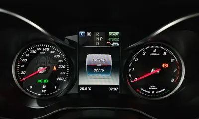Mercedes-Benz GLC-Class 2018, 82719 км, за 16082.45 USD - фото 8