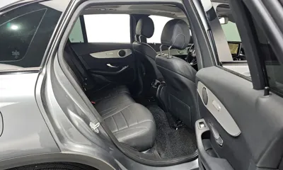 Mercedes-Benz GLC-Class 2018, 82719 км, за 16082.45 USD - фото 11