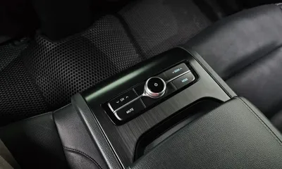 Hyundai Grandeur 2018, 75335 км, за 10412.19 USD - фото 15