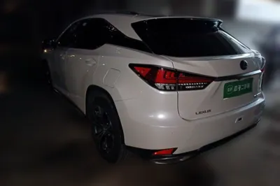 Lexus RX 2021, 128000 км, за 36611 USD