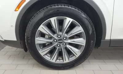 Lincoln Corsair 2022, 114467 км, за 15570.04 USD