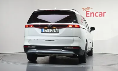 Kia Canival 2021, 29336 км, за 19274.59 USD