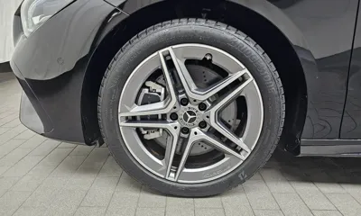 Mercedes-Benz CLA-Class 2025, 37 км, за 32842.87 USD