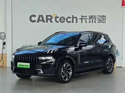 Lynk & Co 09 EM-P · 2022 год