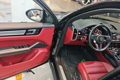 Porsche Cayenne E-Hybrid 2023, 34700 км, за 76492 USD - фото 18