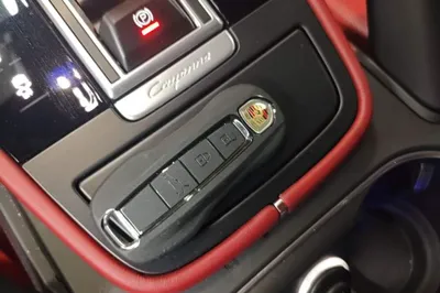 Porsche Cayenne E-Hybrid 2023, 34700 км, за 76492 USD - фото 23