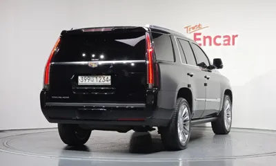 Cadillac Escalade 2020, 94897 км, за 26191.41 USD