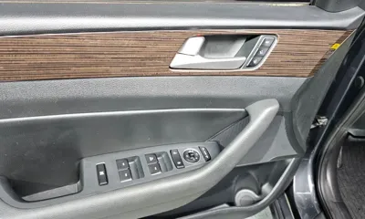 Hyundai Sonata 2018, 59744 км, за 9250.82 USD - фото 18