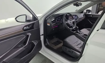 Volkswagen Jetta 2021, 28610 км, за 17067.09 USD - фото 10