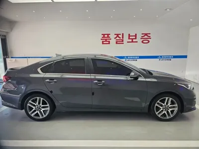 Kia K3 2020, 39878 км, за 9702.41 USD - фото 19