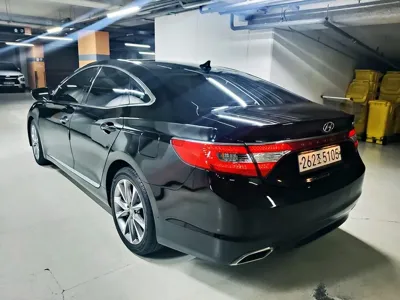 Hyundai Grandeur 2015, 94783 км, за 3480.36 USD