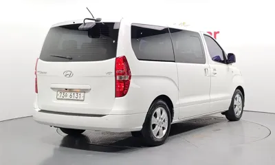 Hyundai Starex 2018, 106810 км, за 9584.88 USD