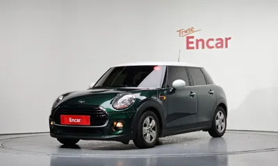 MINI Cooper · 2016 год