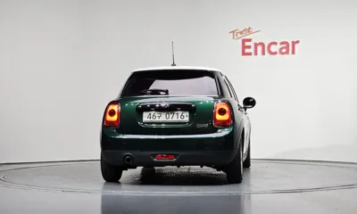 MINI Cooper 2016, 86542 км, за 4495.12 USD