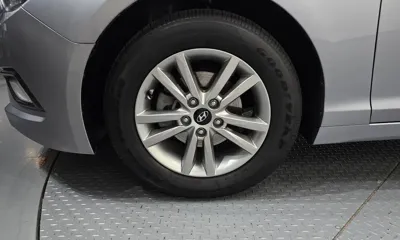 Hyundai Sonata 2016, 169700 км, за 5120.13 USD