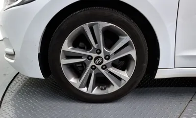 Hyundai Avante 2018, 73883 км, за 7441.93 USD
