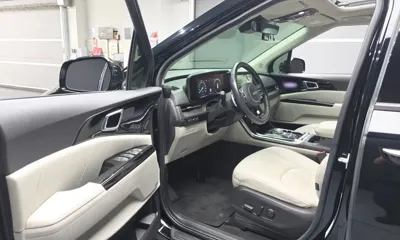 Kia Canival 2023, 81285 км, за 15742.92 USD - фото 10