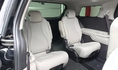 Kia Canival 2023, 81285 км, за 15742.92 USD - фото 17
