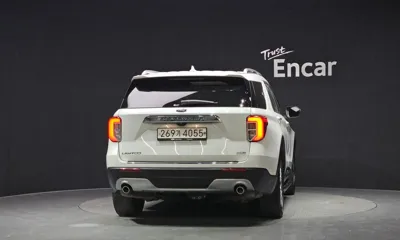 Ford Explorer 2020, 60101 км, за 17133.56 USD