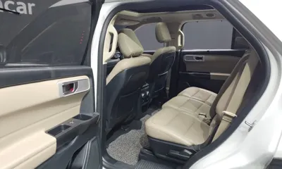 Ford Explorer 2020, 60101 км, за 17133.56 USD - фото 11