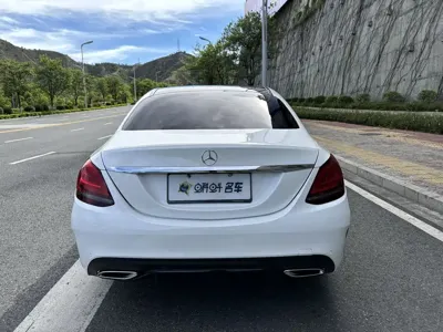 Mercedes-Benz C-Class 2021, 82000 км, за 18683.03 USD