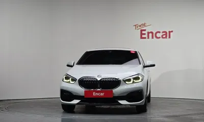 BMW 1-Series 2022, 74766 км, за 14998.35 USD