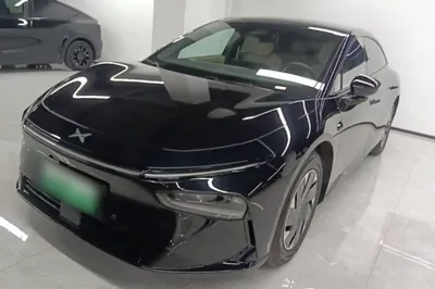 Xpeng P7+ · 2024 год