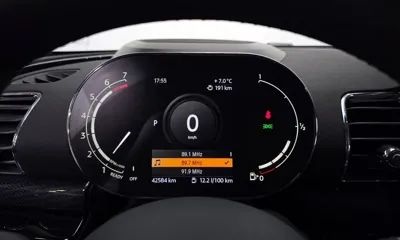 MINI Clubman 2021, 42584 км, за 12817.97 USD - фото 8