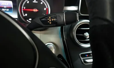 Mercedes-Benz GLC-Class 2018, 78718 км, за 17517.2 USD - фото 9