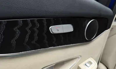 Mercedes-Benz GLC-Class 2018, 78718 км, за 17517.2 USD - фото 19