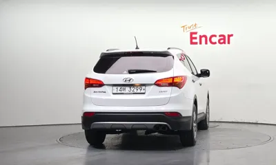 Hyundai Santafe 2014, 141833 км, за 6104.77 USD