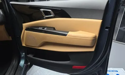 Kia Canival 2023, 54367 км, за 16836.76 USD - фото 25
