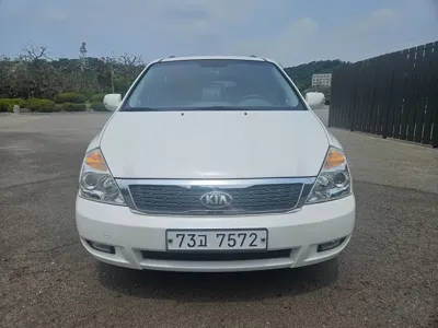 Kia Canival · 2013 год