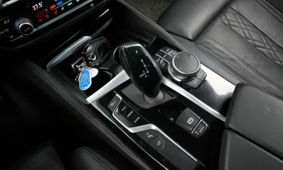 BMW 5-Series 2019, 64345 км, за 18169.8 USD - фото 9