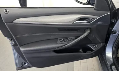 BMW 5-Series 2017, 46801 км, за 17263.85 USD - фото 24